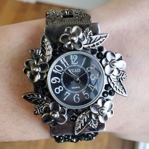 Vintage design watch